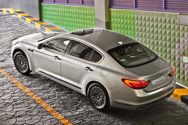 Quoris    S-   Kia